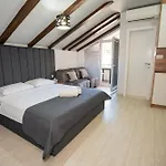 Ellena Maison d'hôtes 3*
