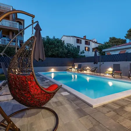 Ellena Casa de hóspedes Zadar