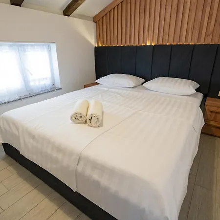 Ellena 3* Zadar