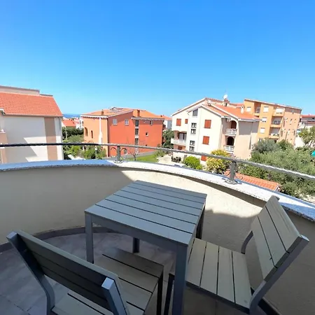 Ellena * Zadar