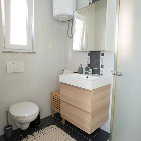 Ellena Casa de hóspedes Zadar