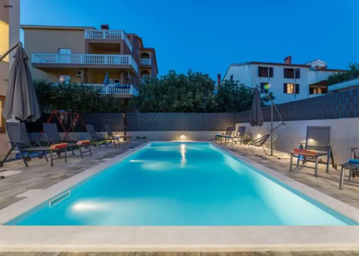 בית הארחה Ellena