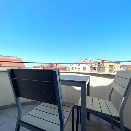 Guest house Ellena 3*